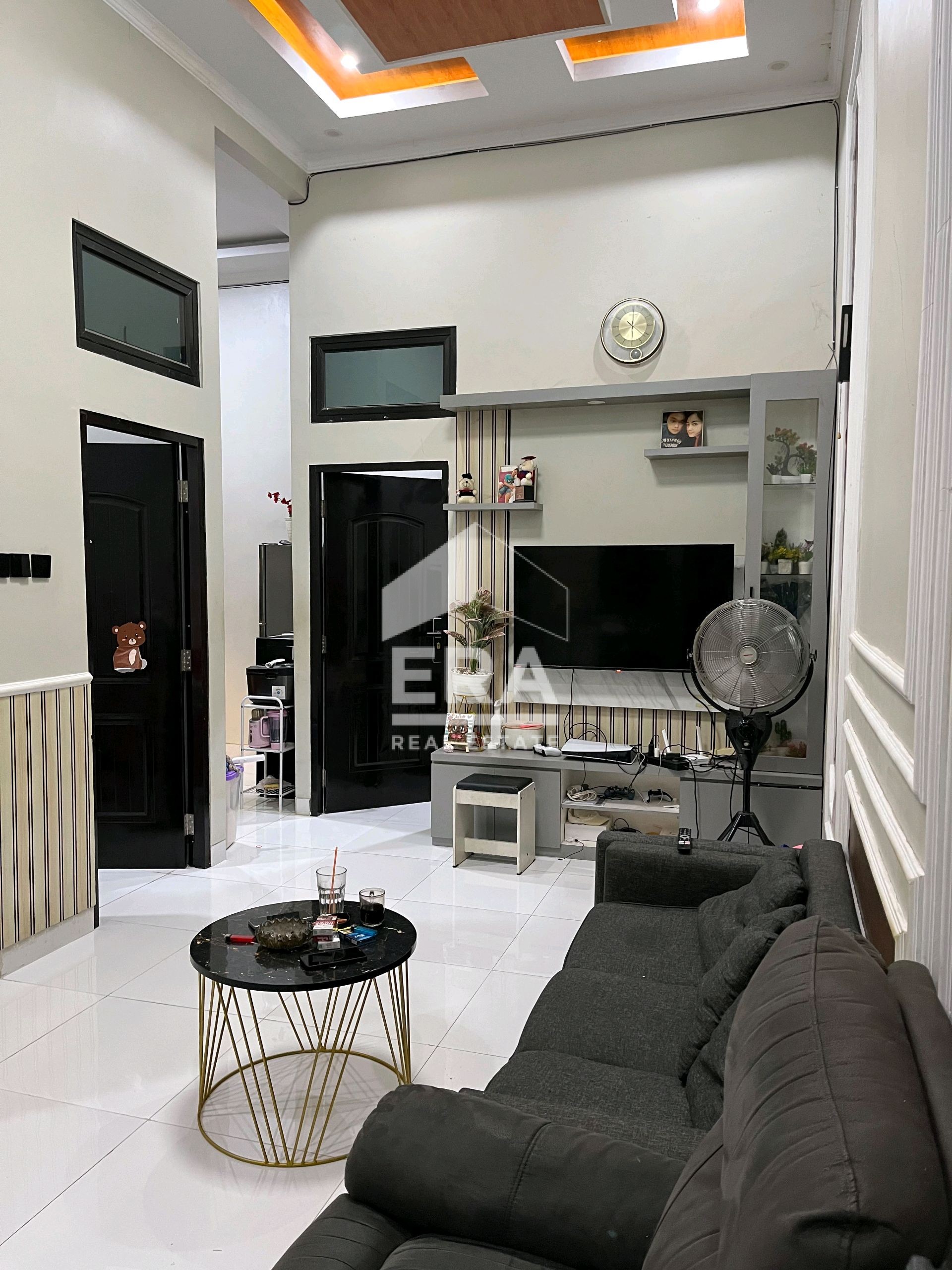 interior 2