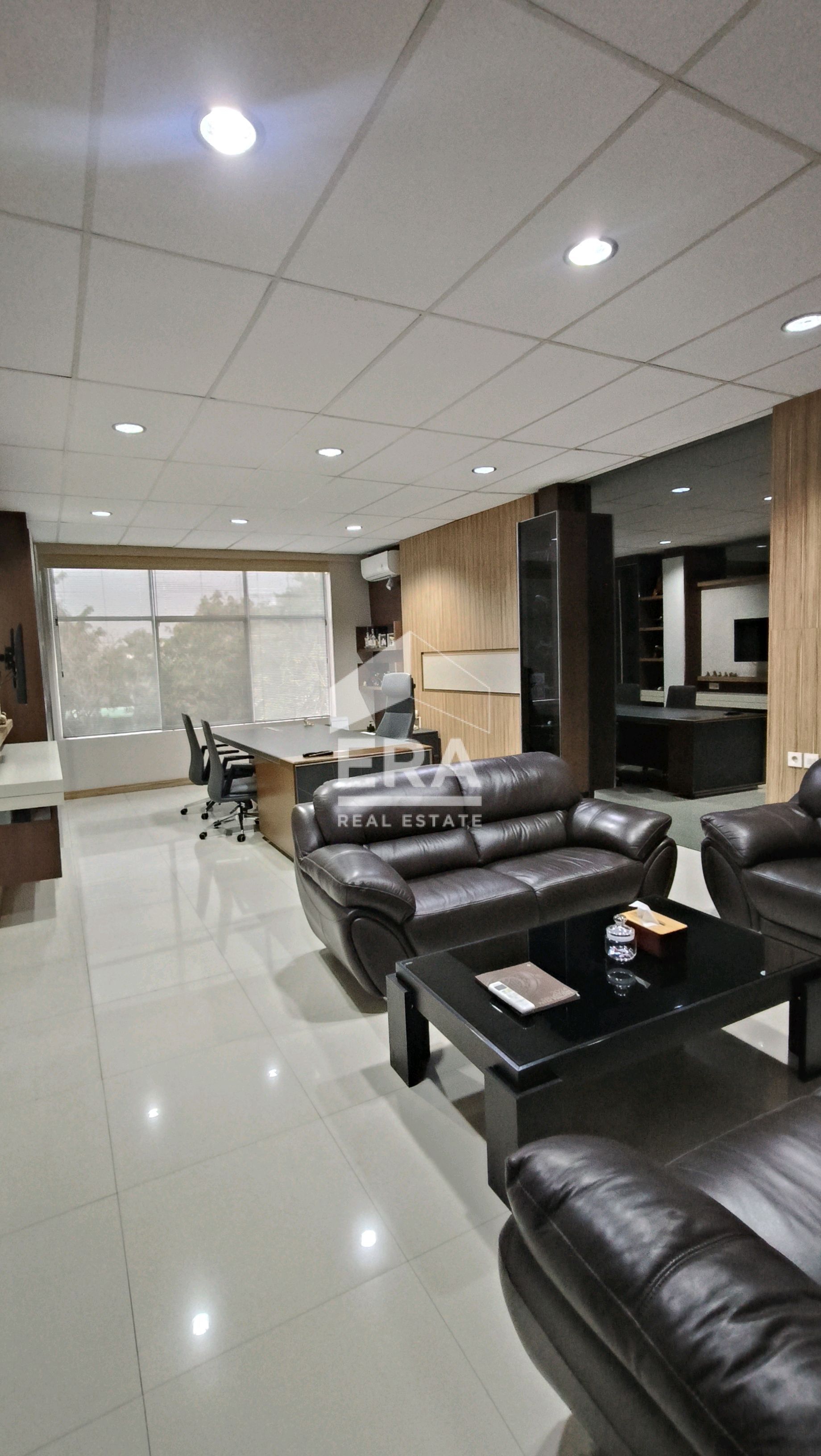 interior 10