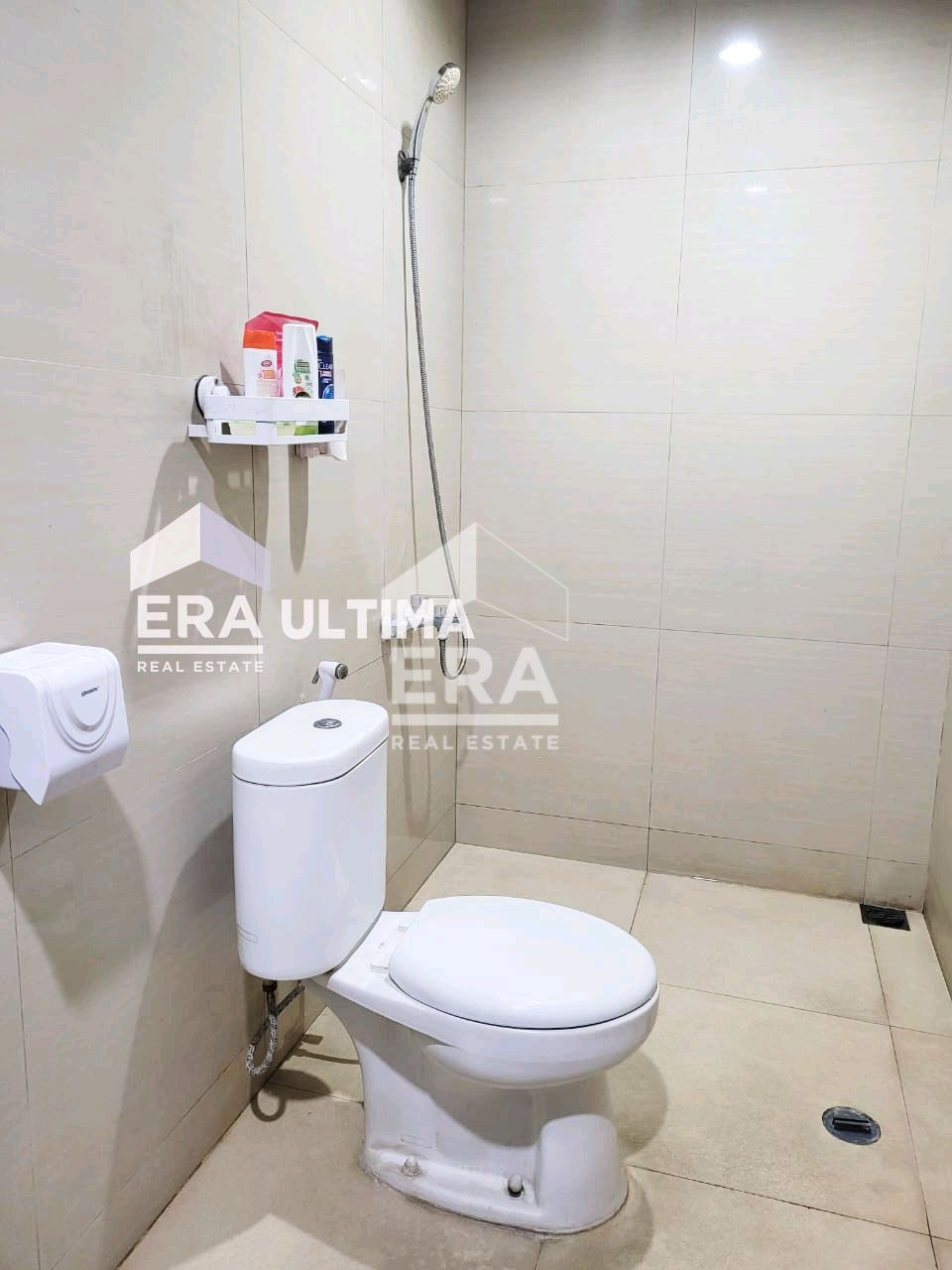 interior 8
