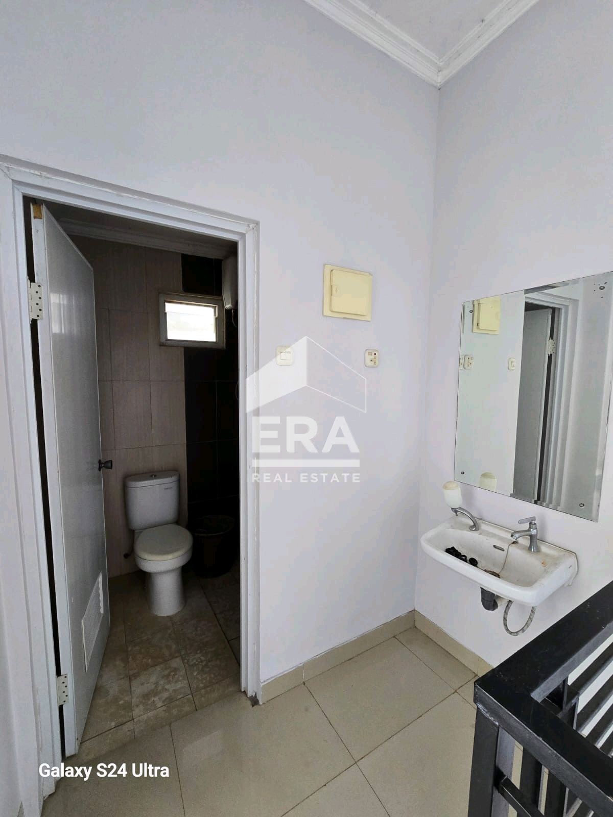 interior 7