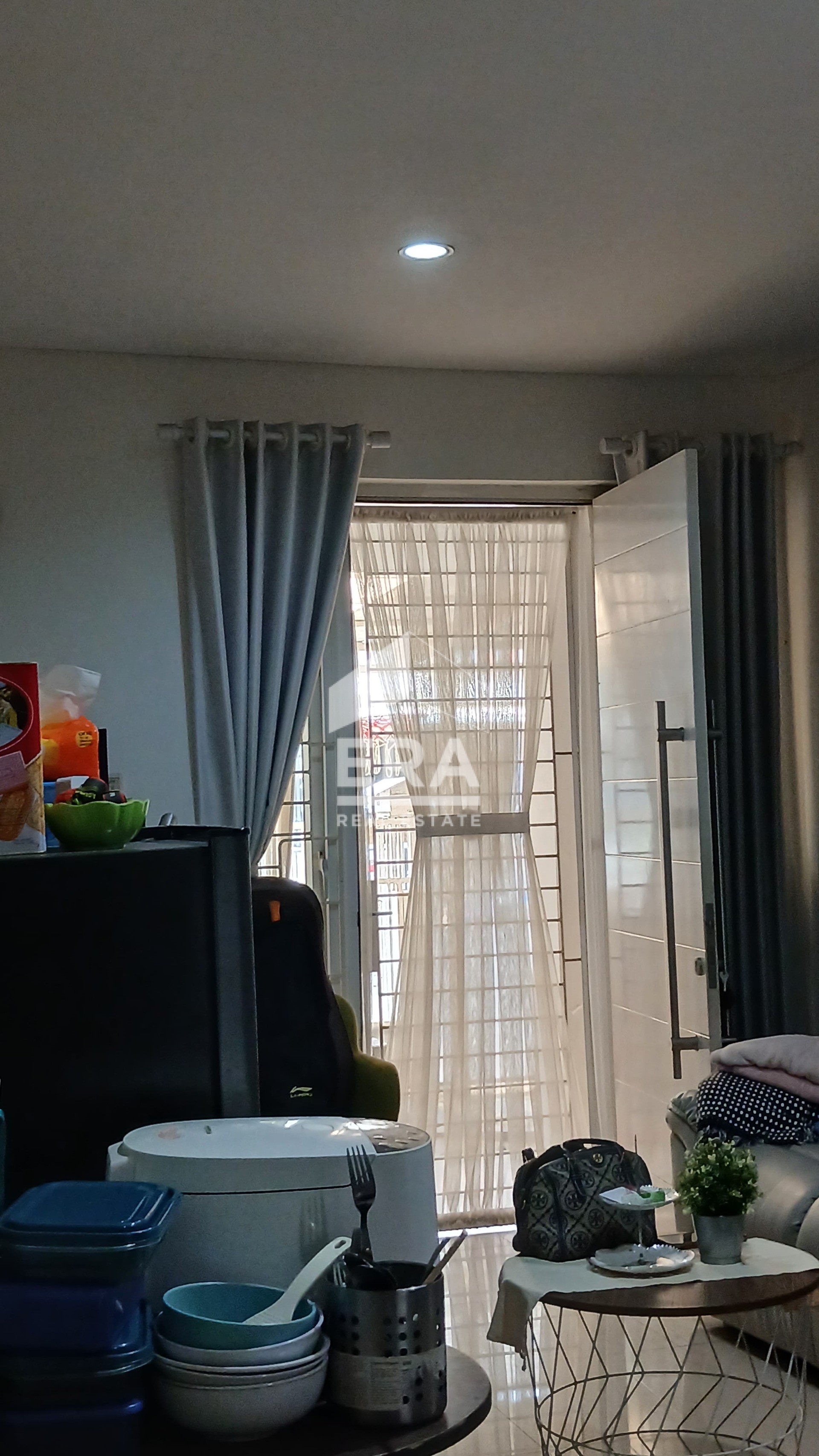 interior 3
