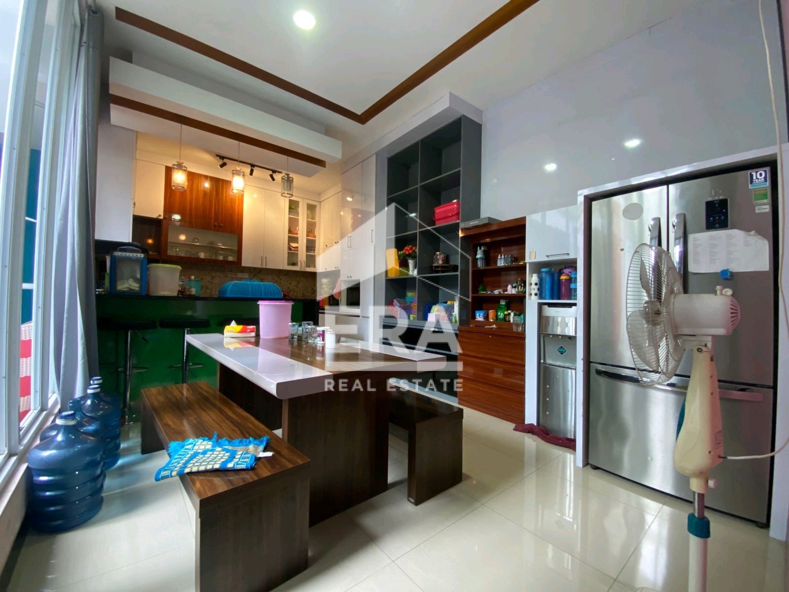 interior 2