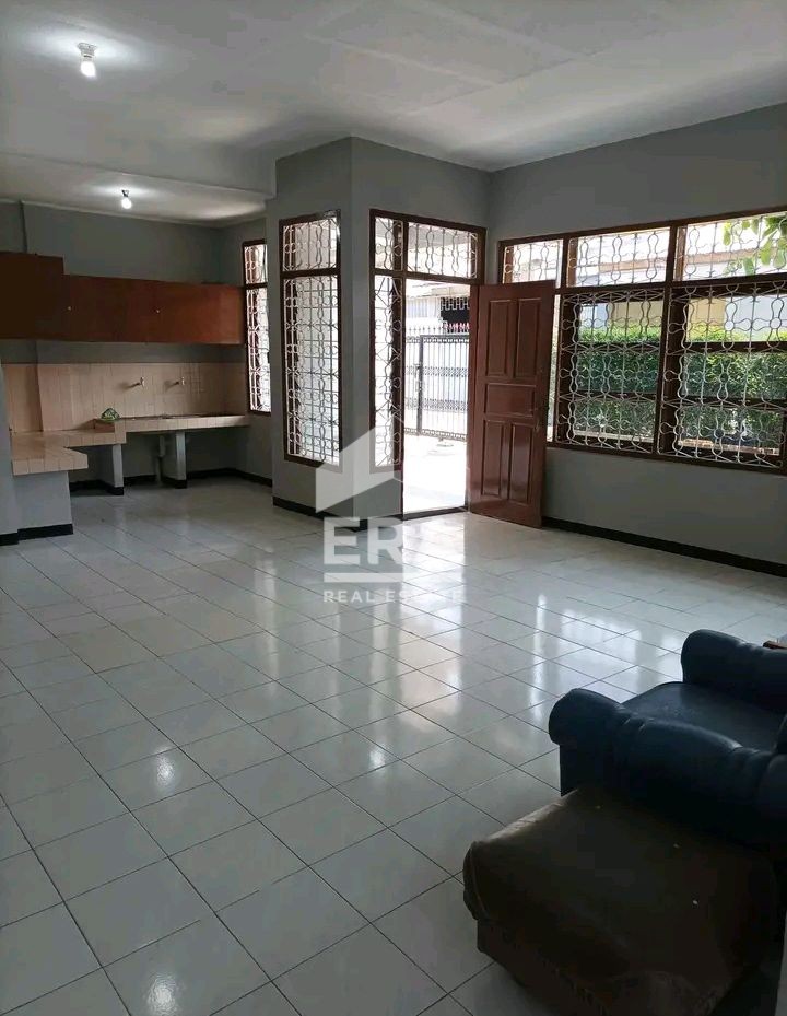 interior 5