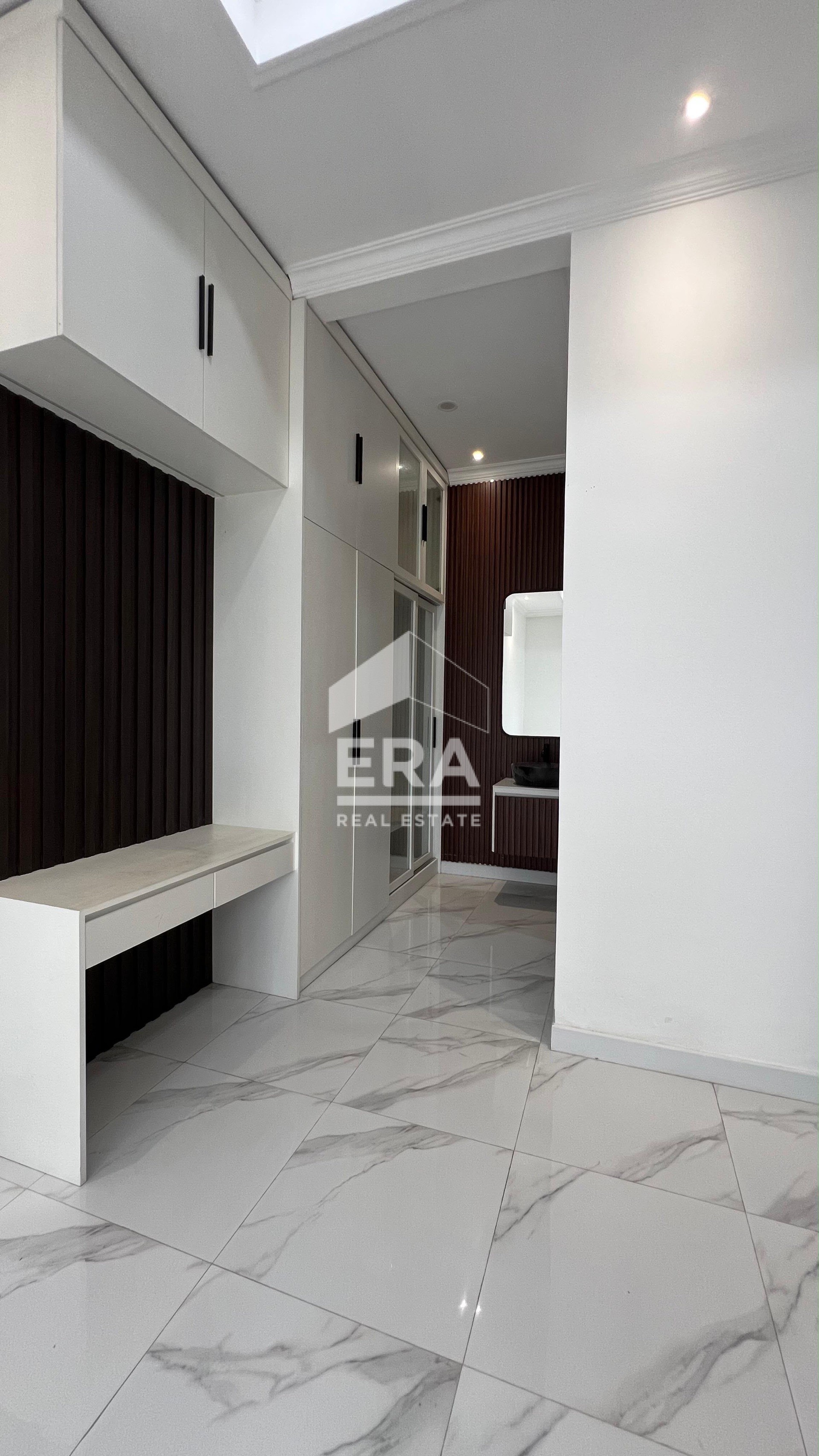 interior 7