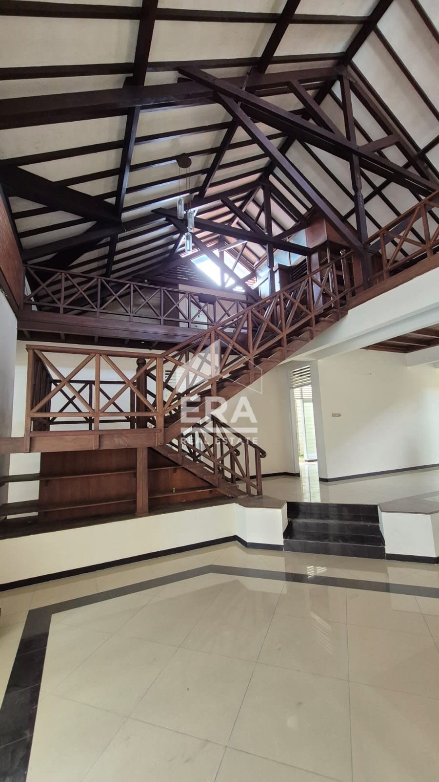 interior 4
