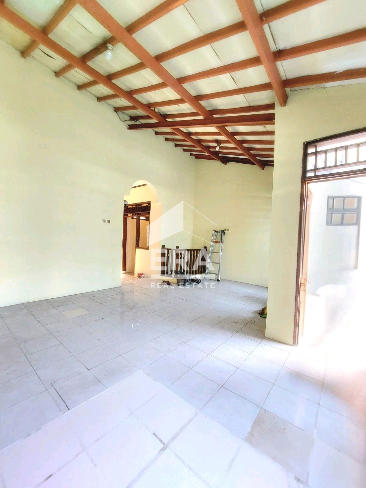 interior 4