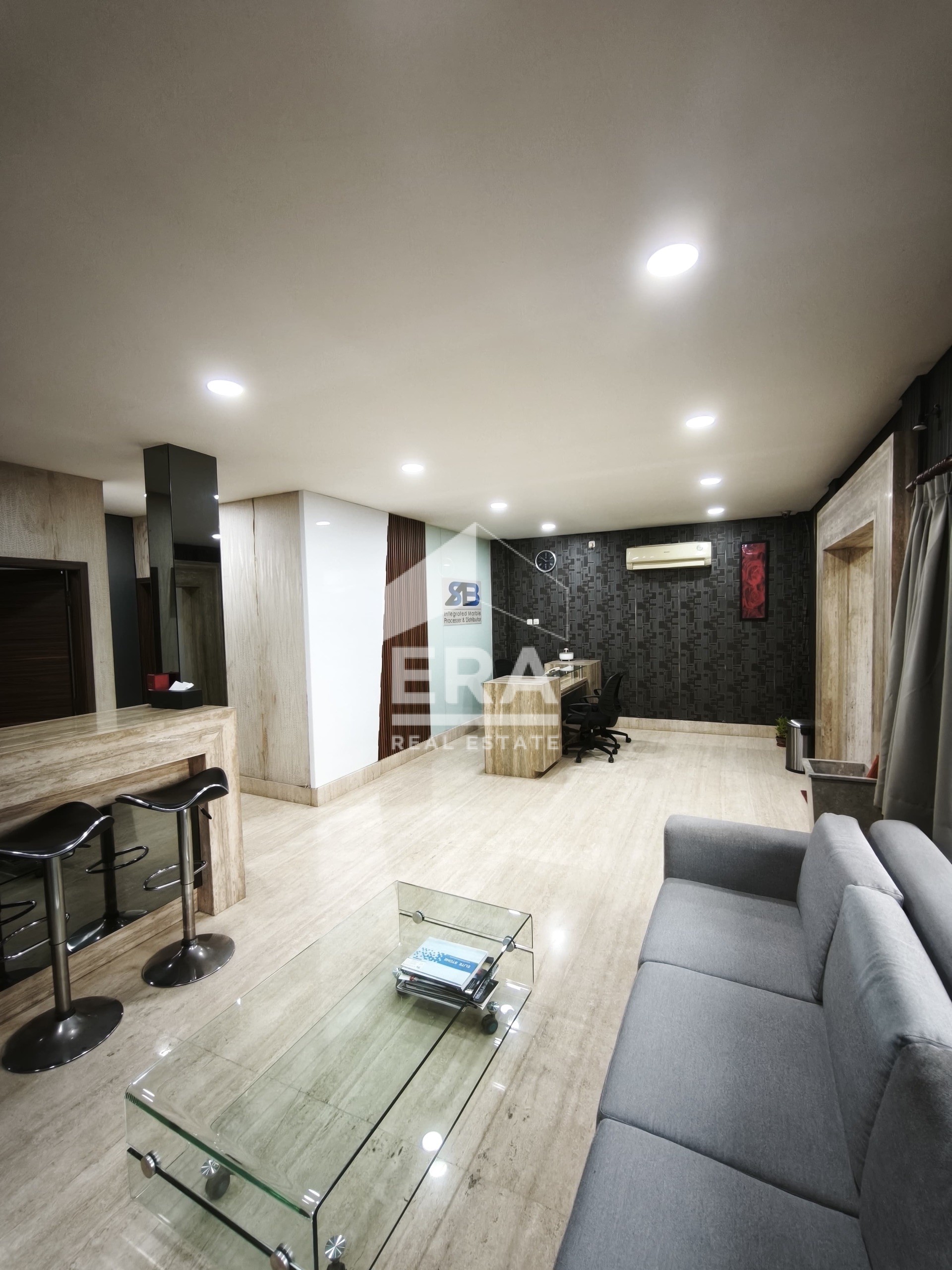 interior 8