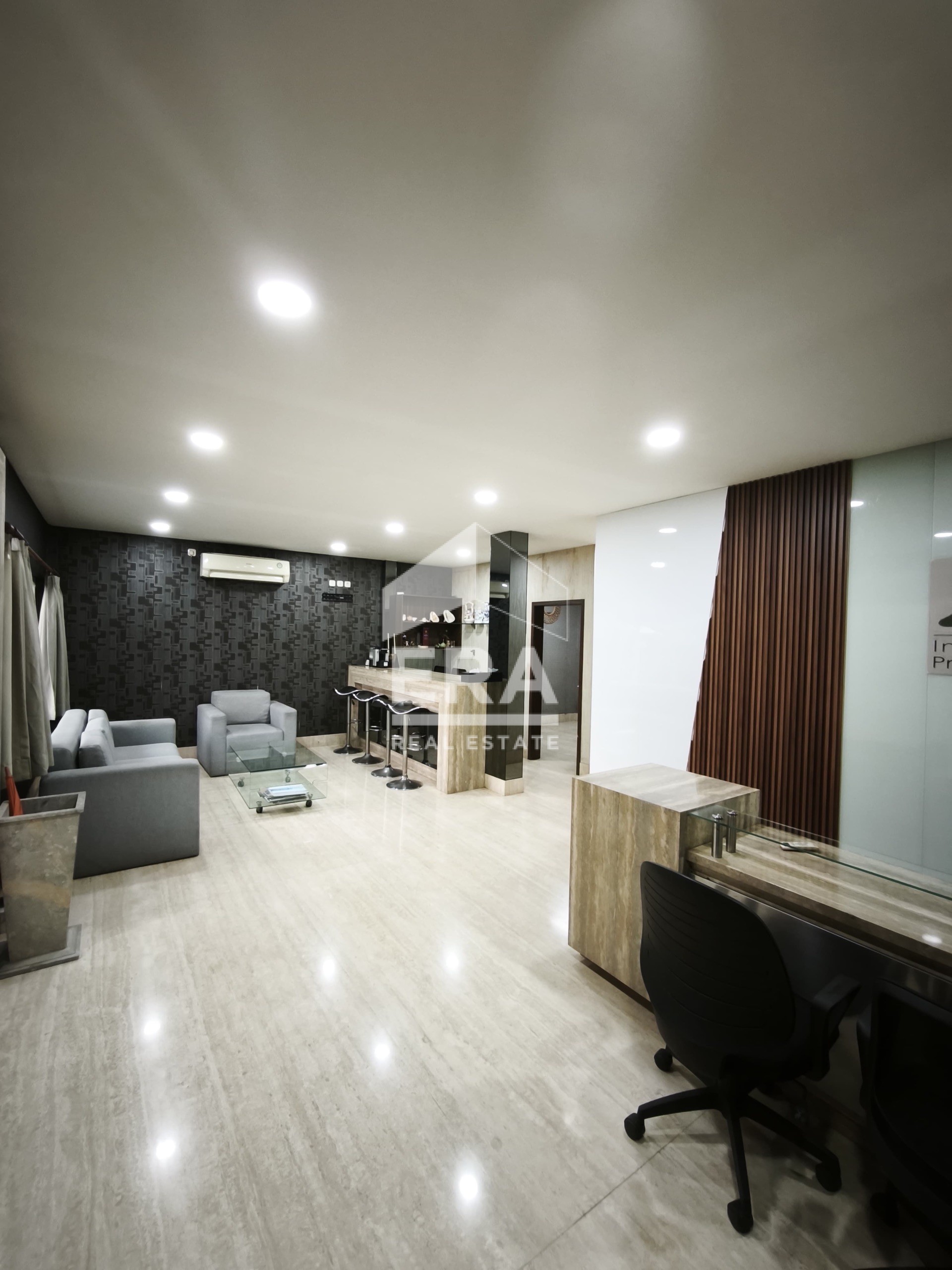 interior 2