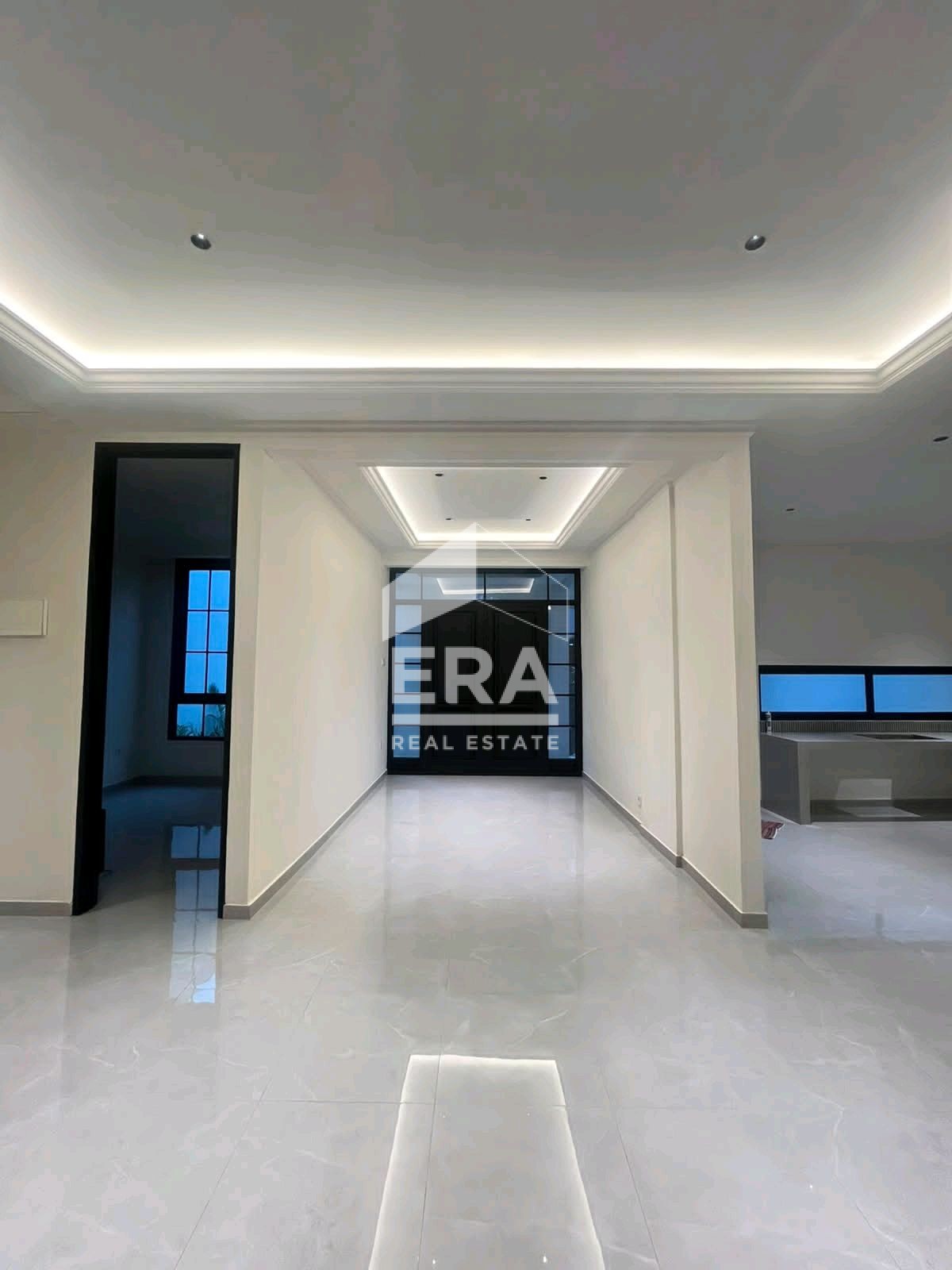 interior 2