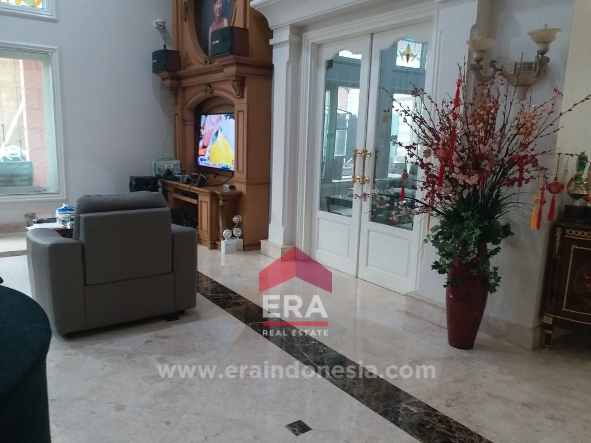 interior 3