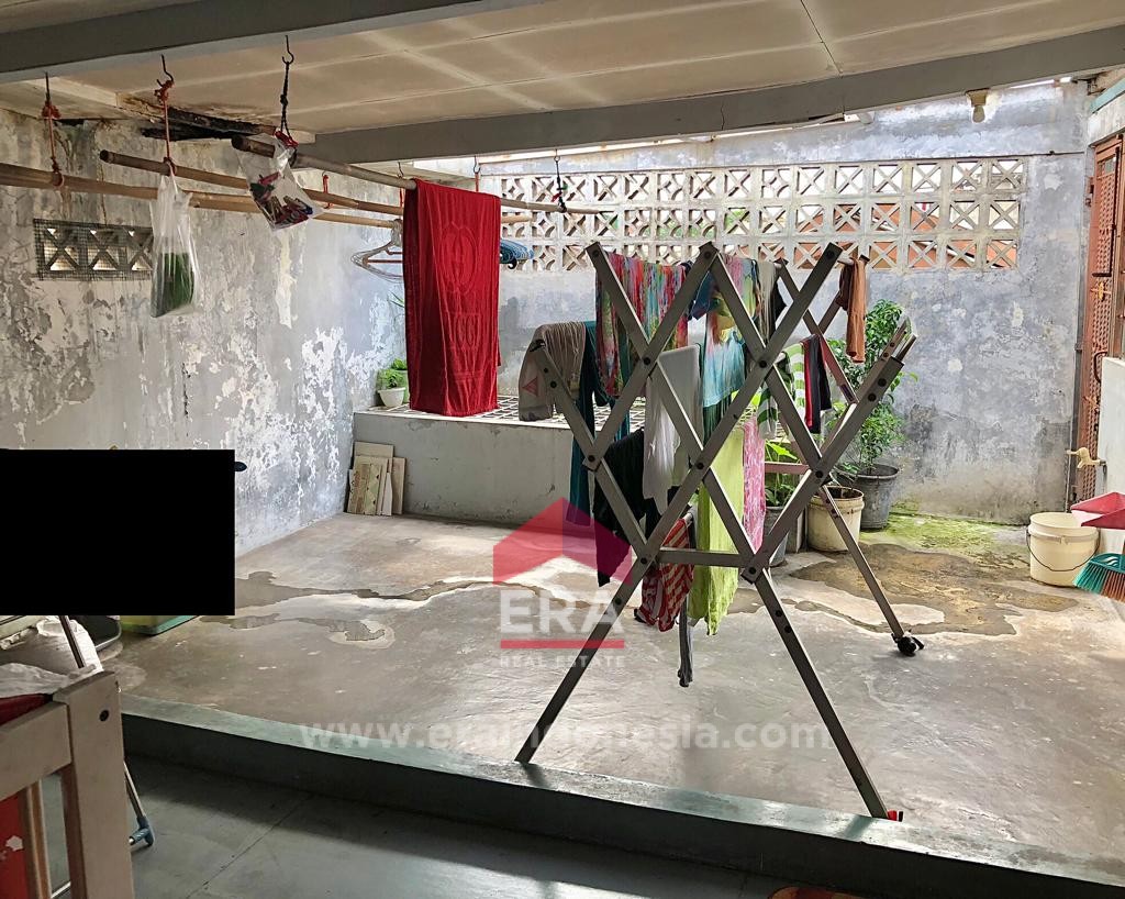interior 21
