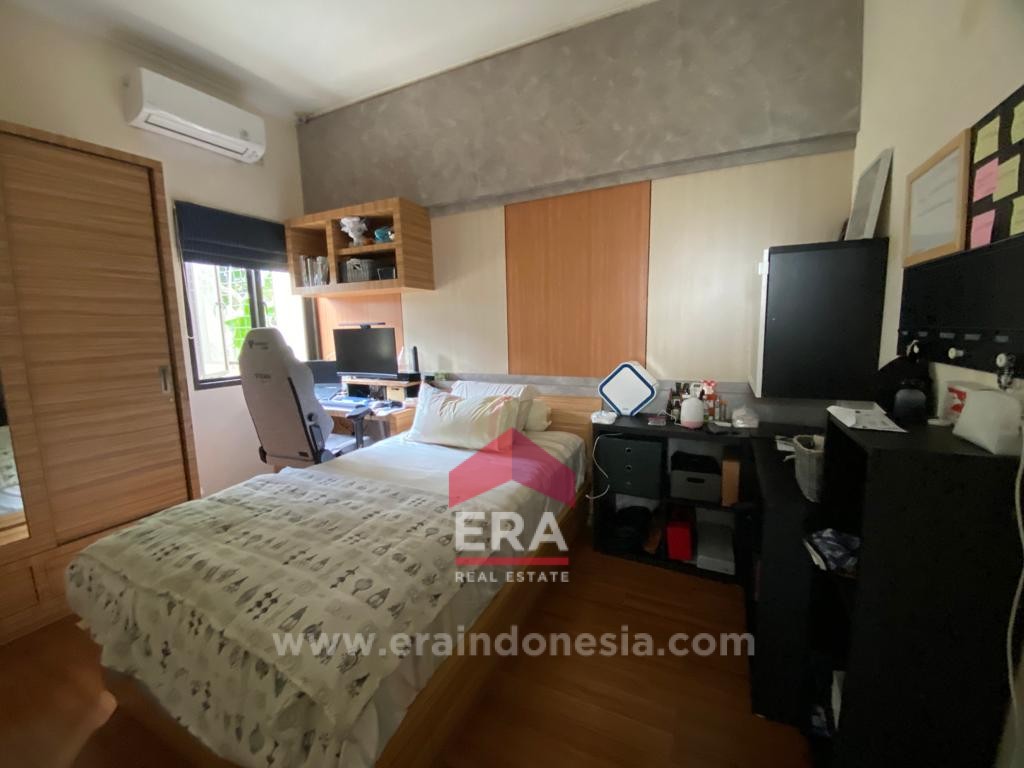 interior 12