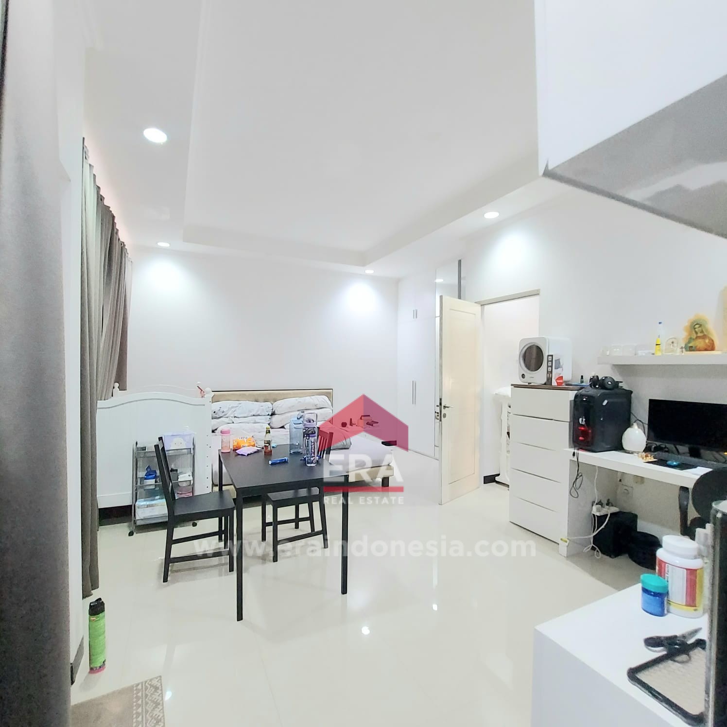 interior 15