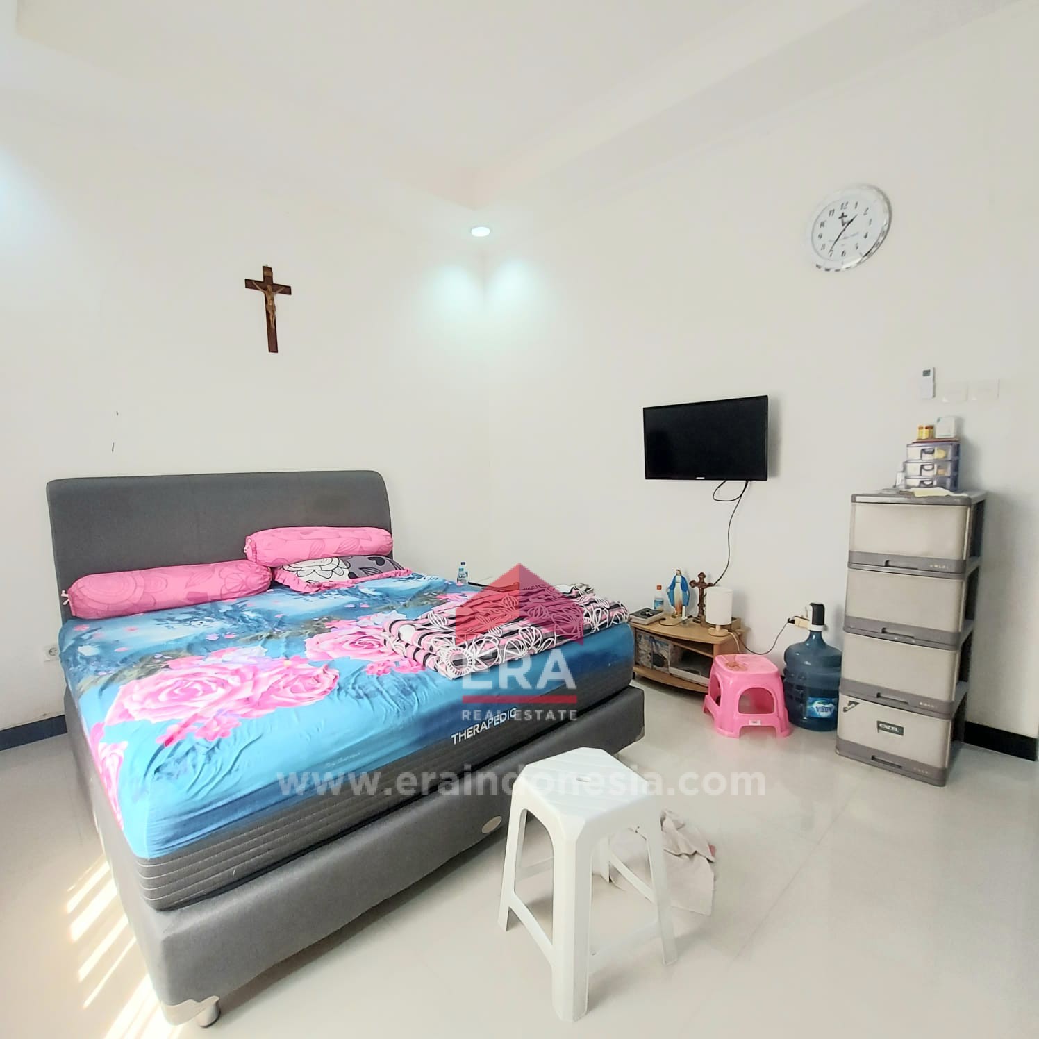 interior 10