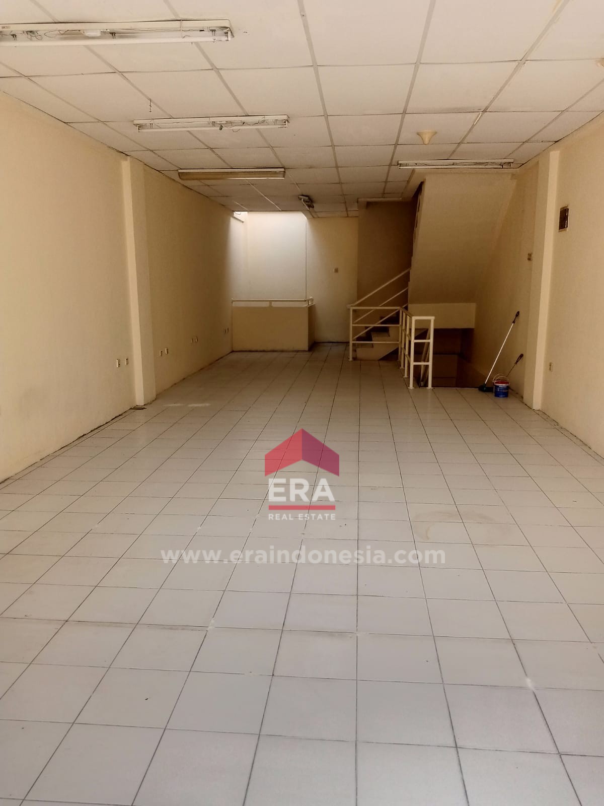 interior 6