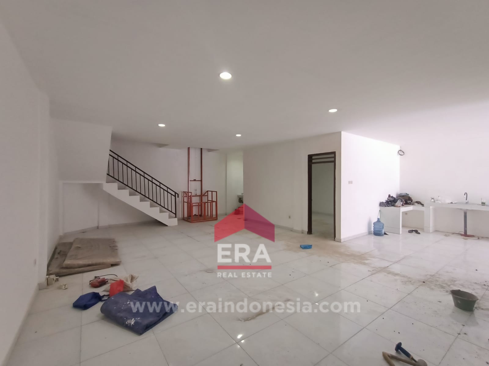 interior 4