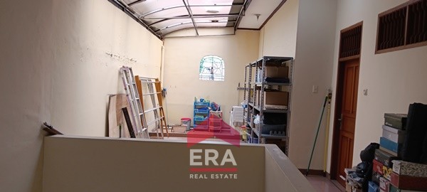 interior 9