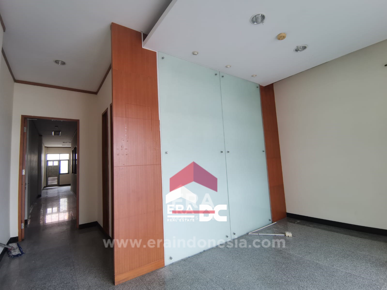 Partisi Ruko Ruko Disewakan 3 Lantai Full Partisi Gajahmada Kota Semarang | Agen ...
