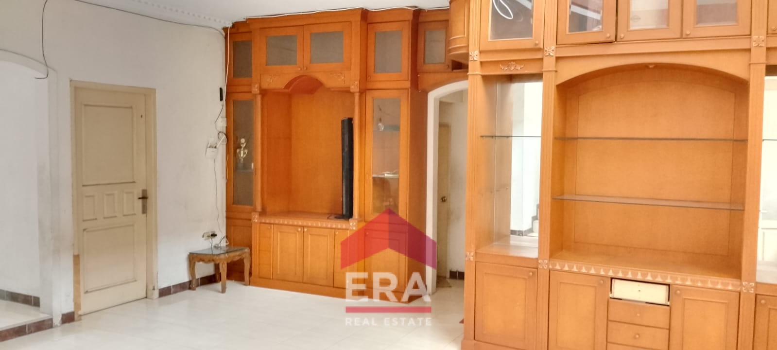 interior 6