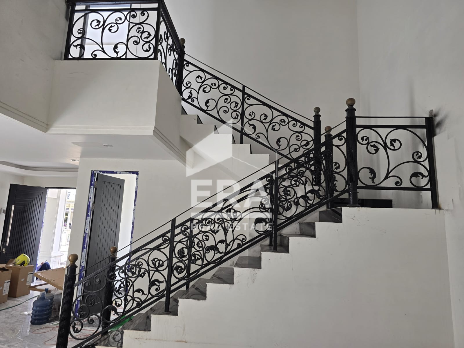 interior 3