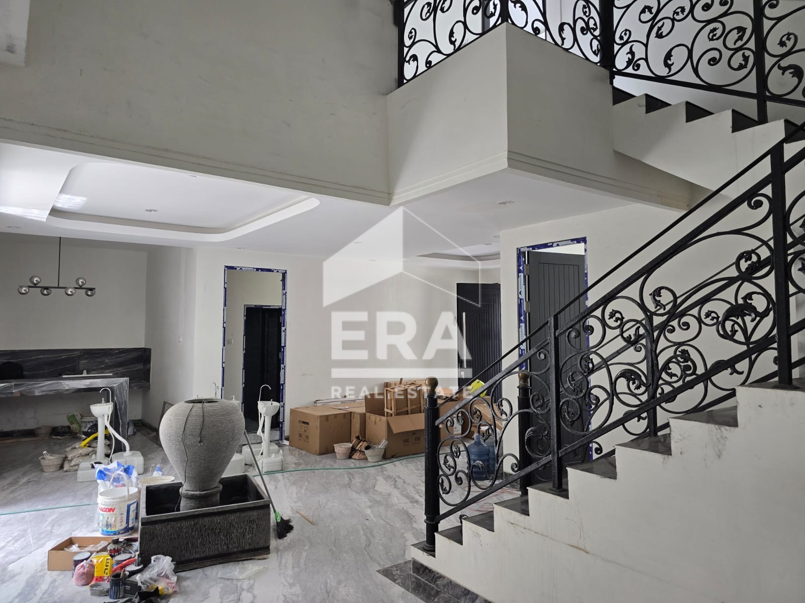interior 6