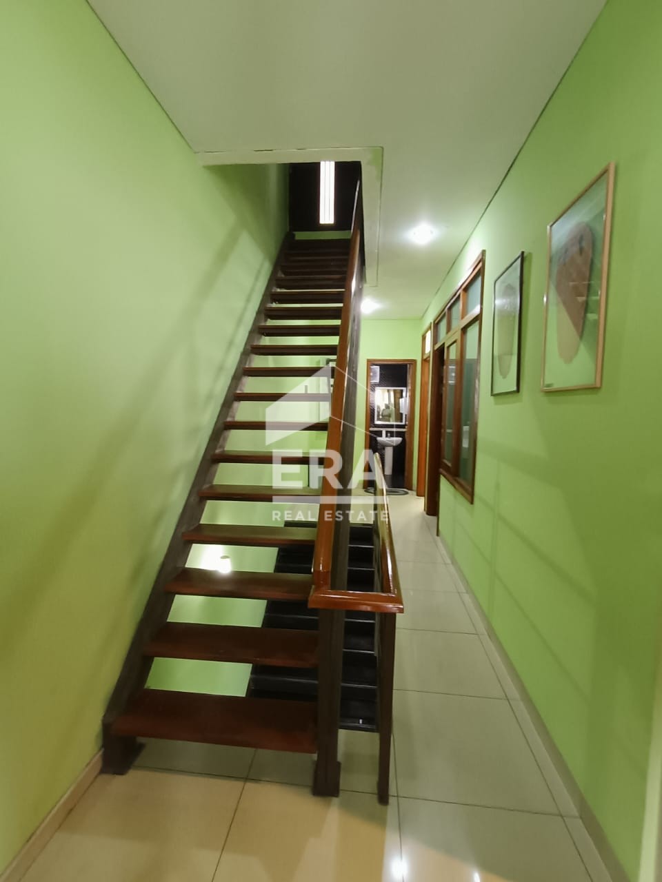 interior 12