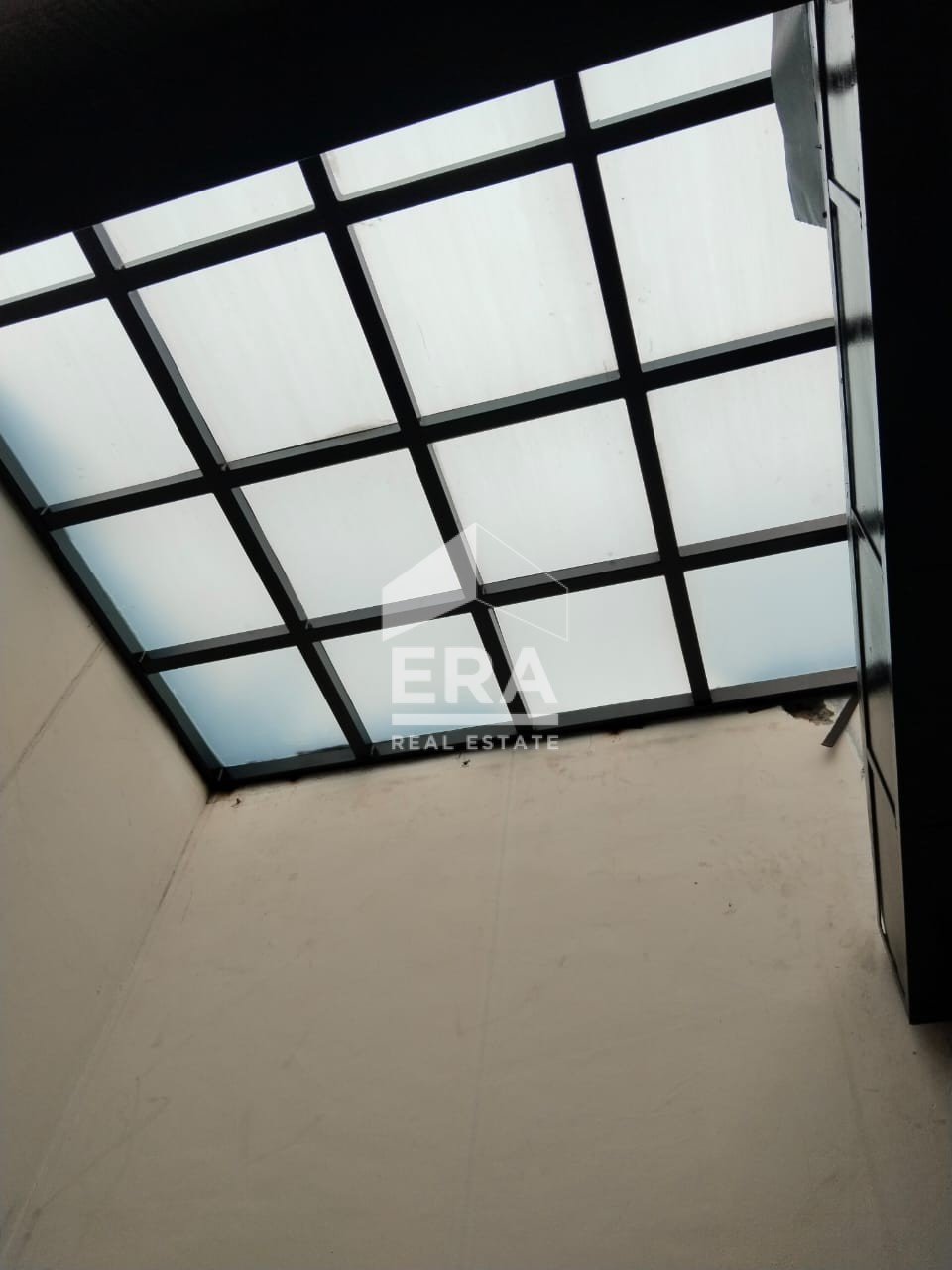 interior 6