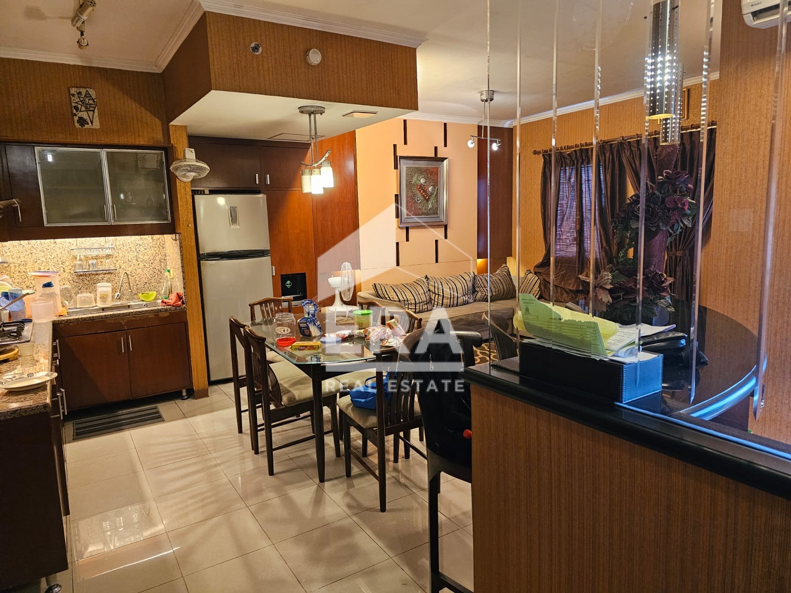 interior 14