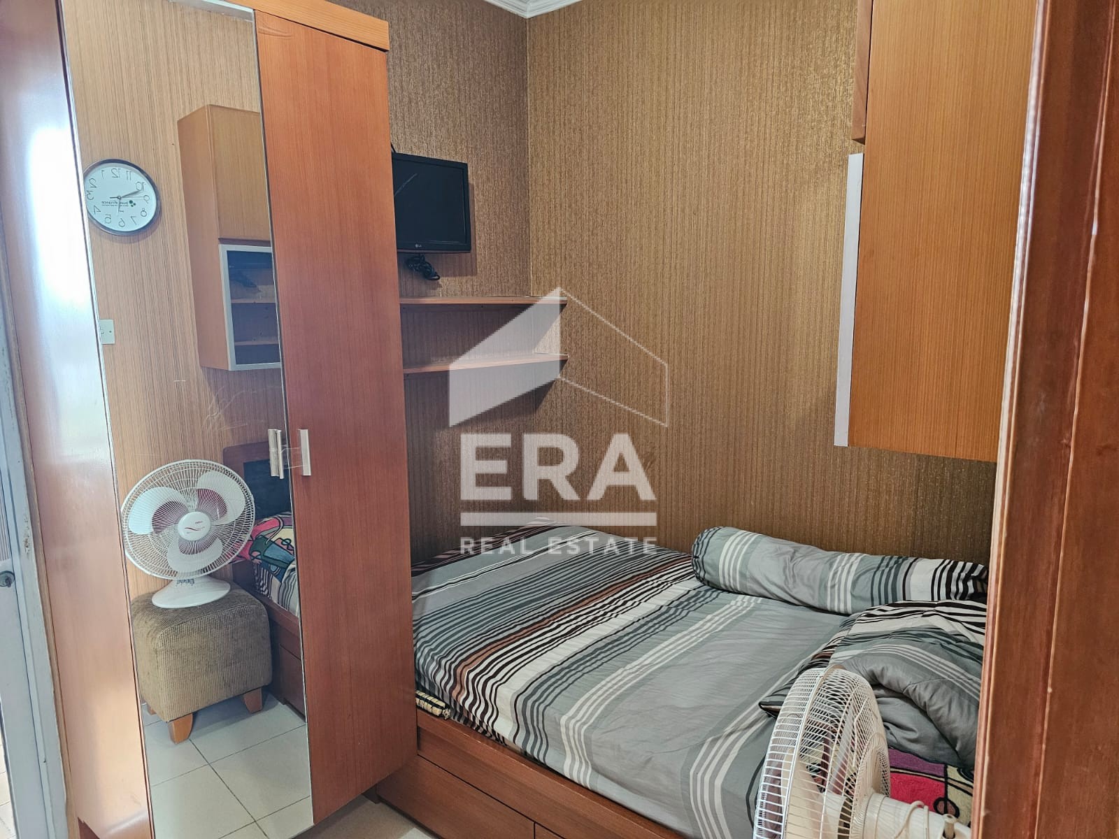 interior 19