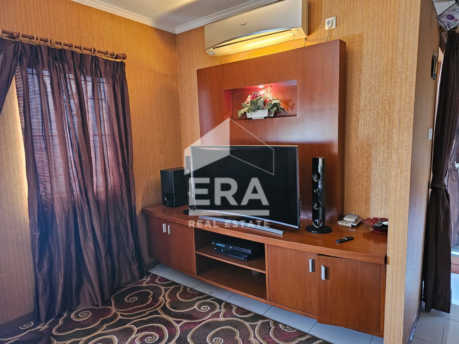 interior 4