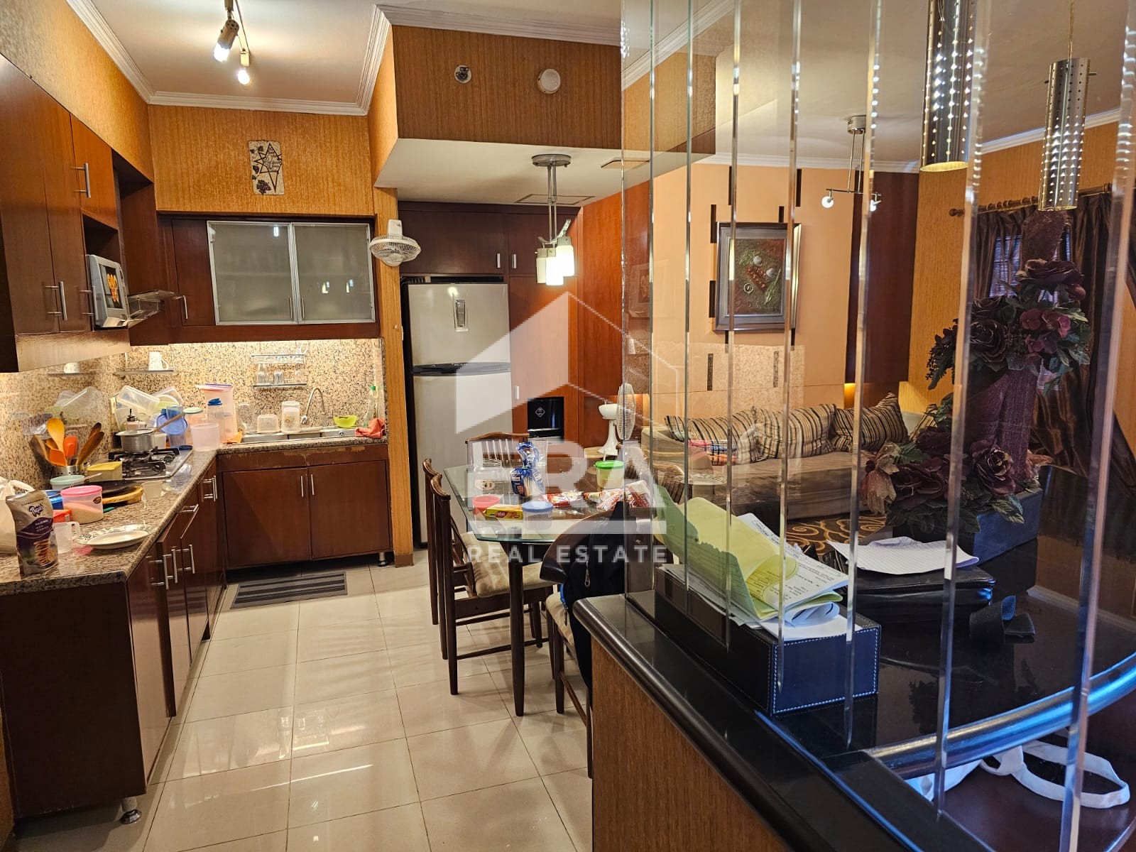 interior 11