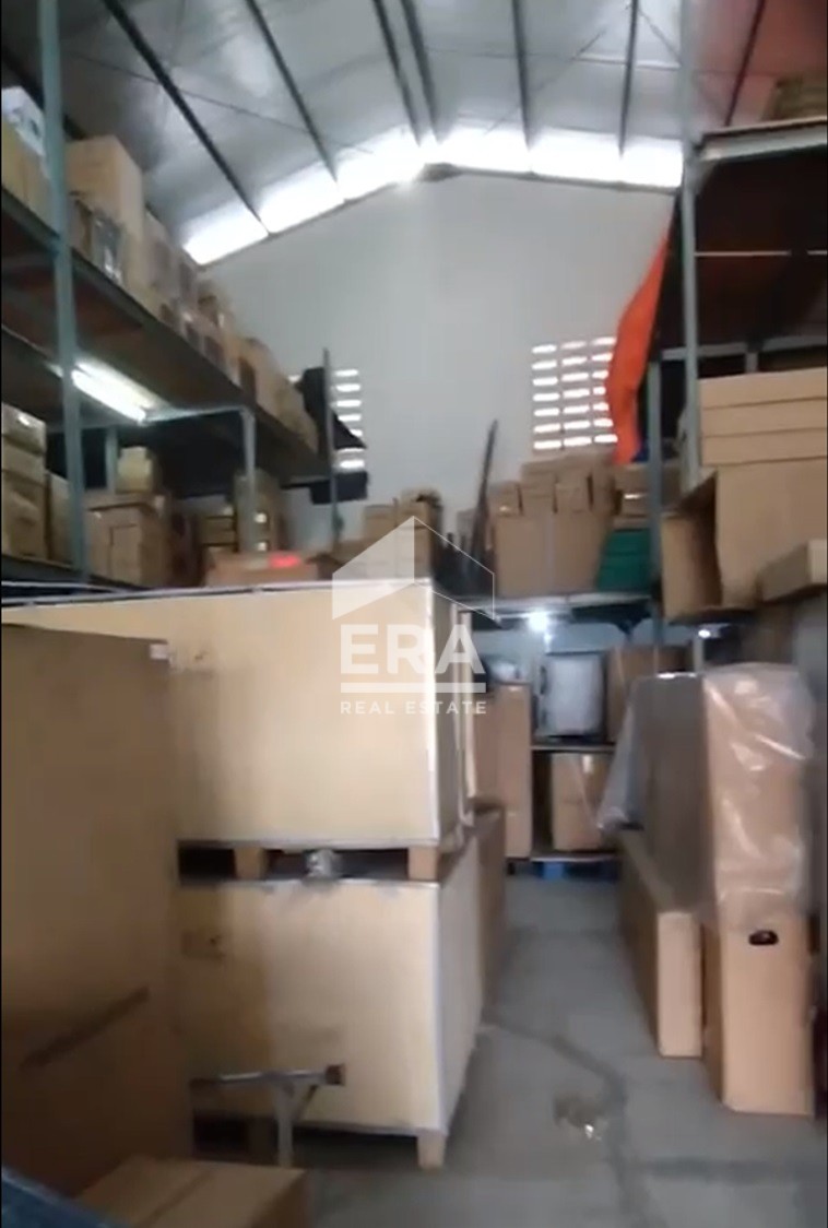 interior 12