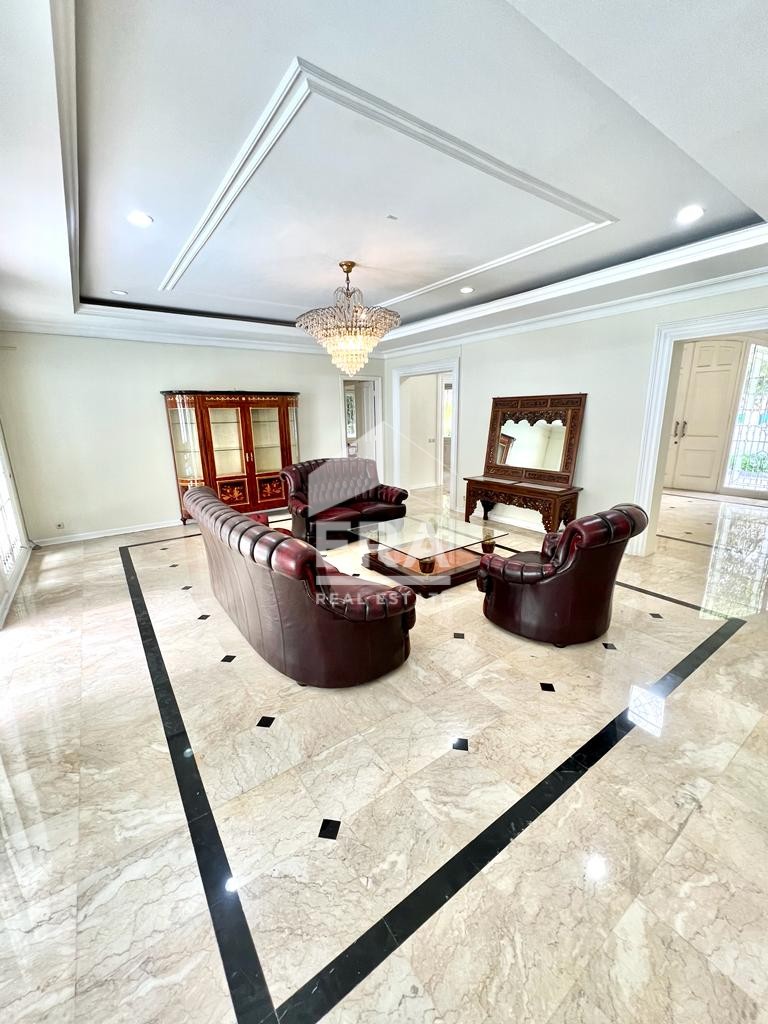 interior 15