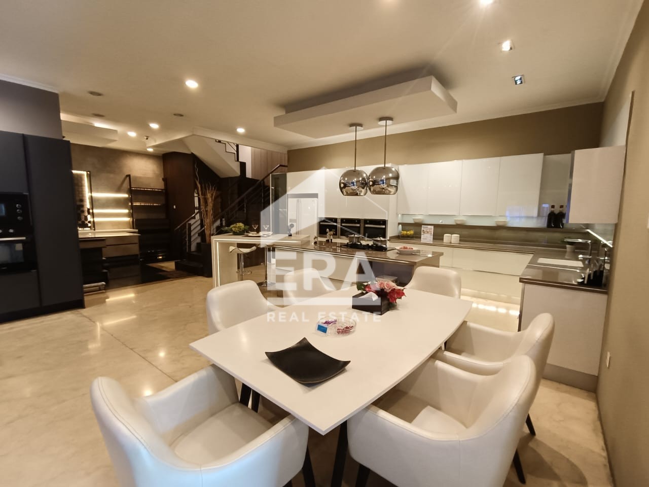 interior 14
