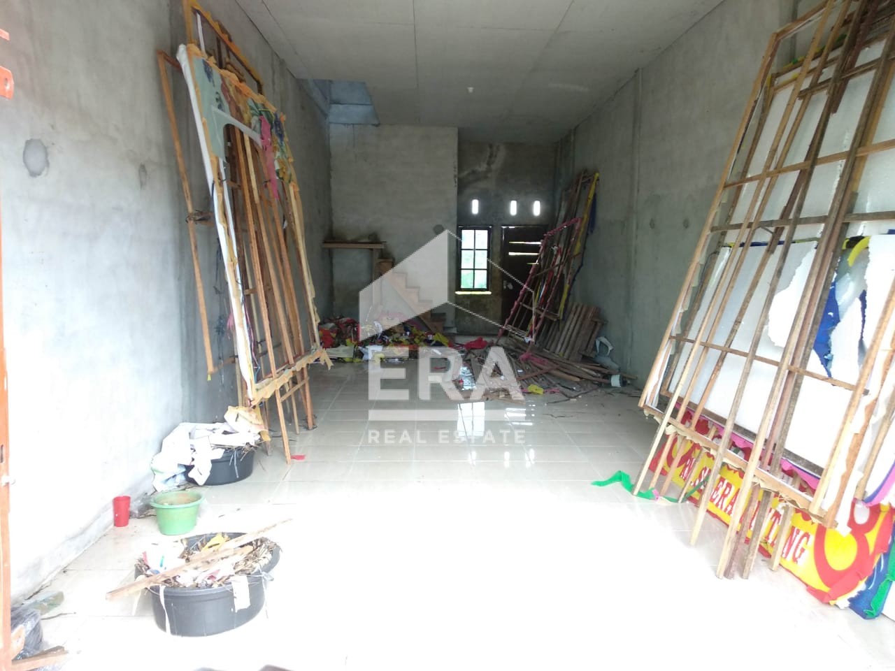 interior 6