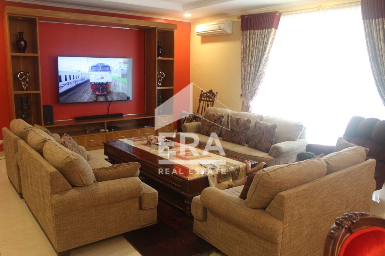 interior 4