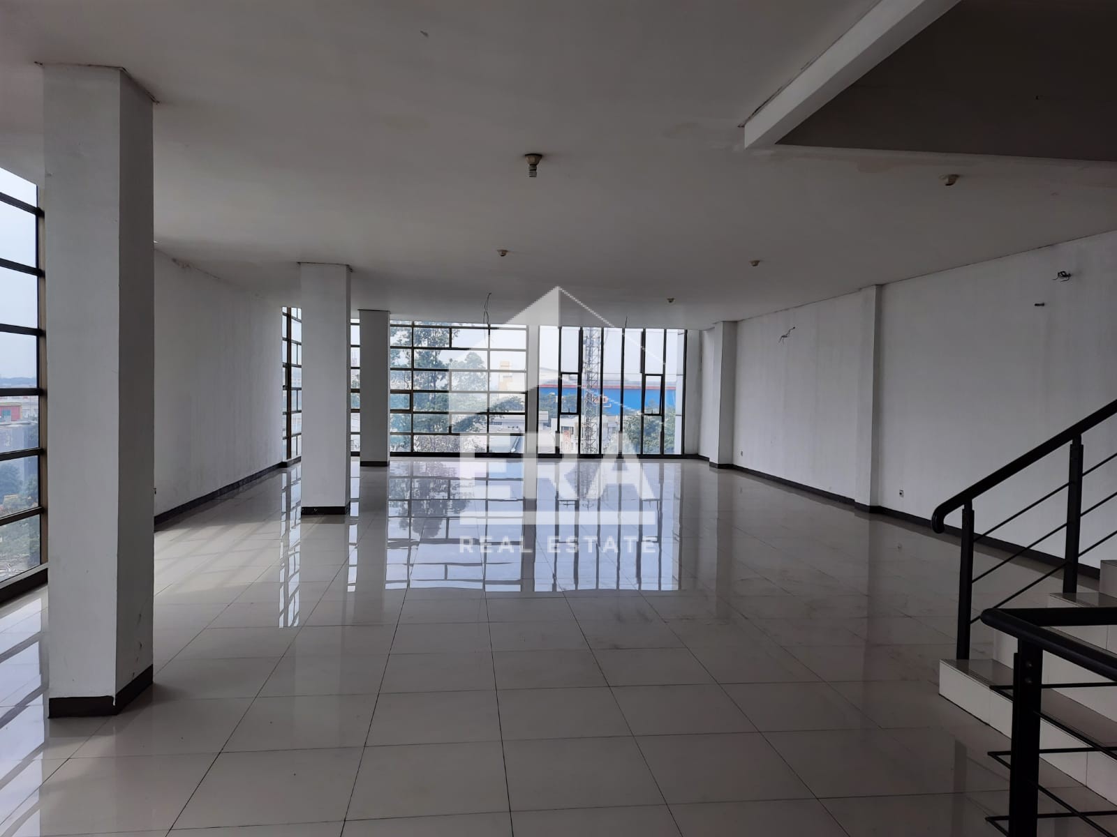 interior 11