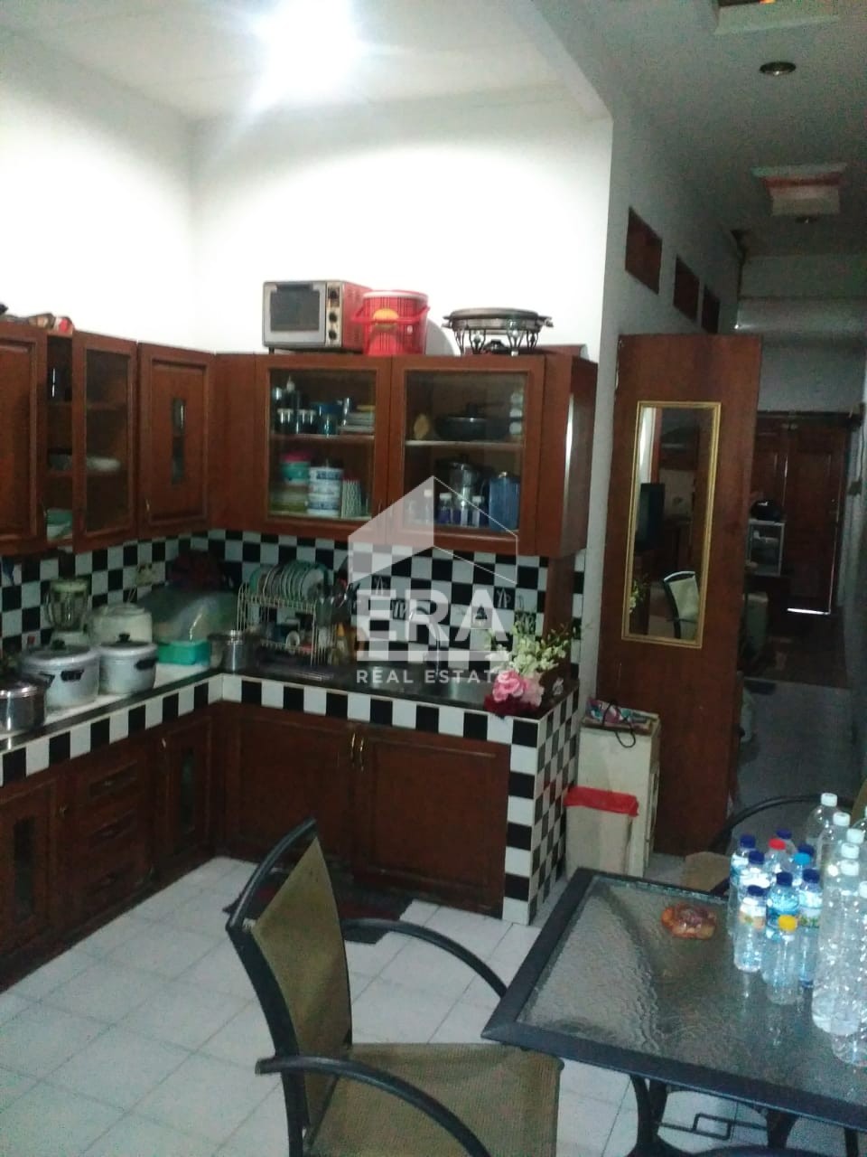 interior 18