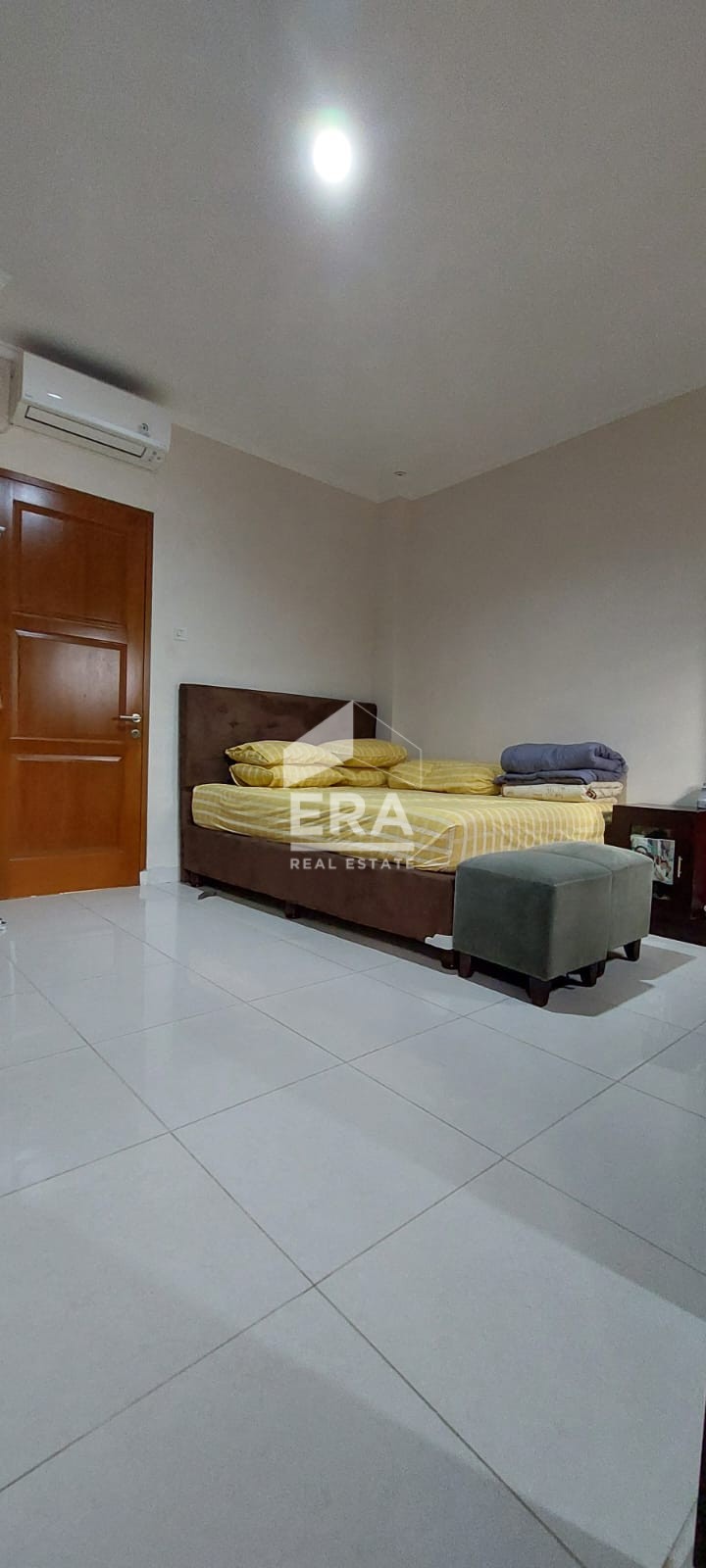 interior 7