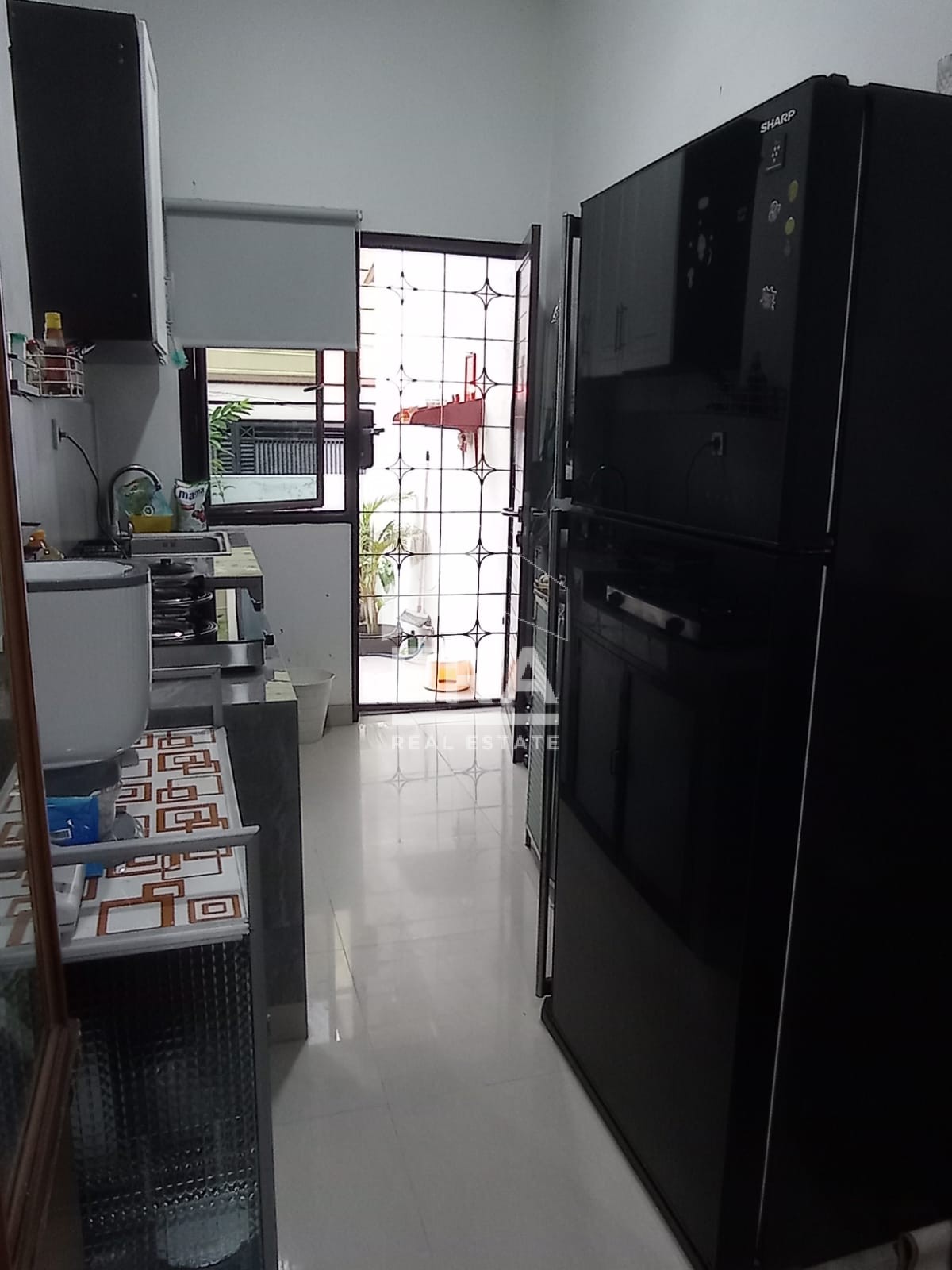 interior 9