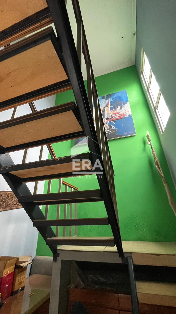 interior 4