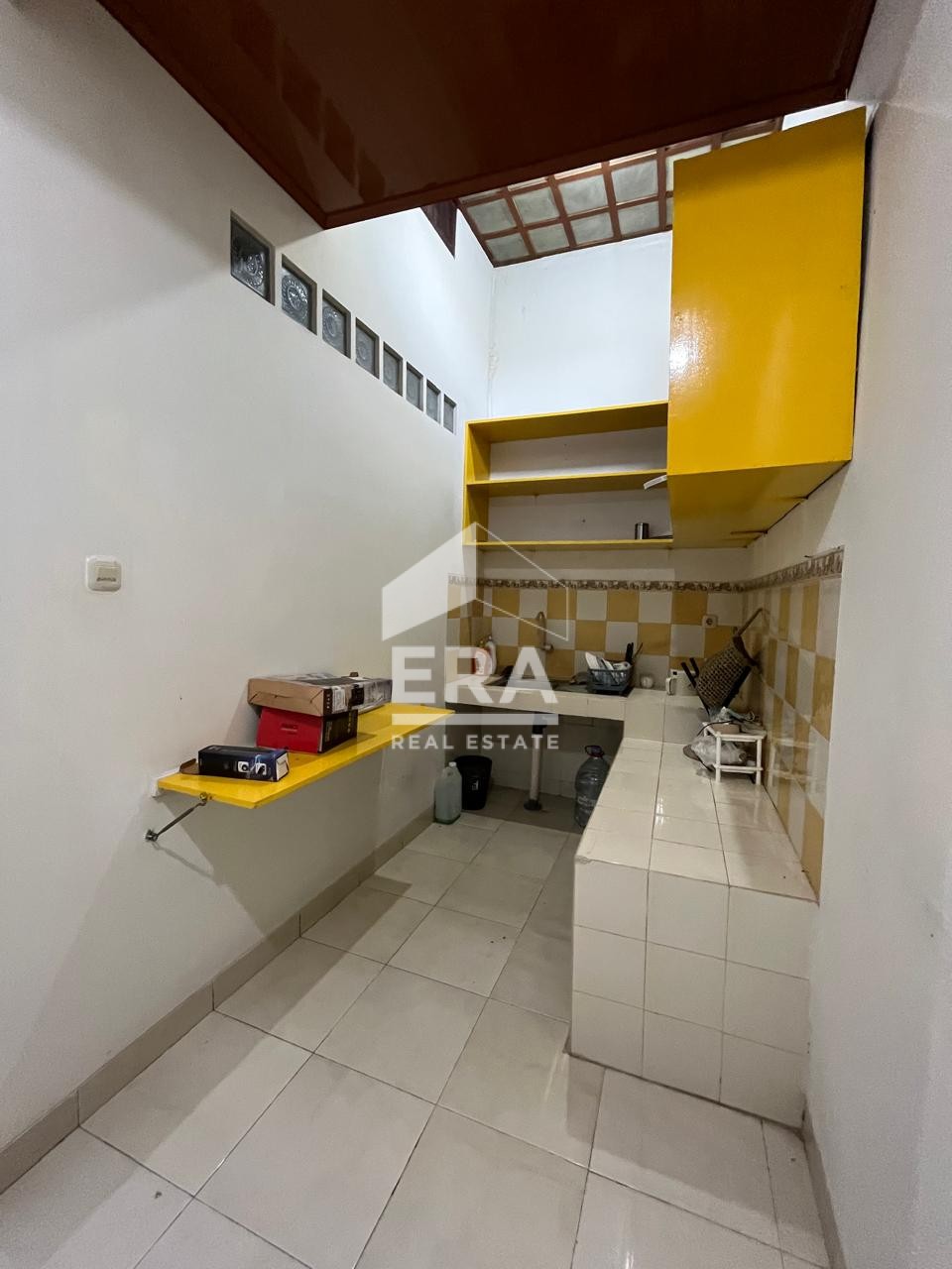 interior 12