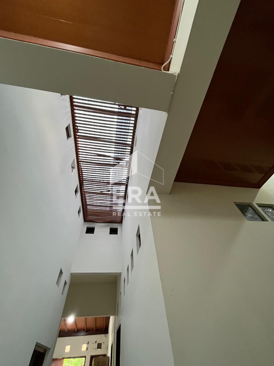 interior 13