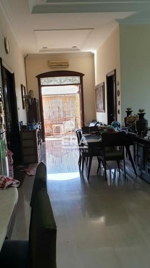 interior 12