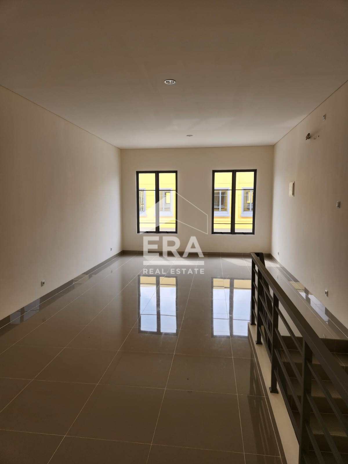 interior 6