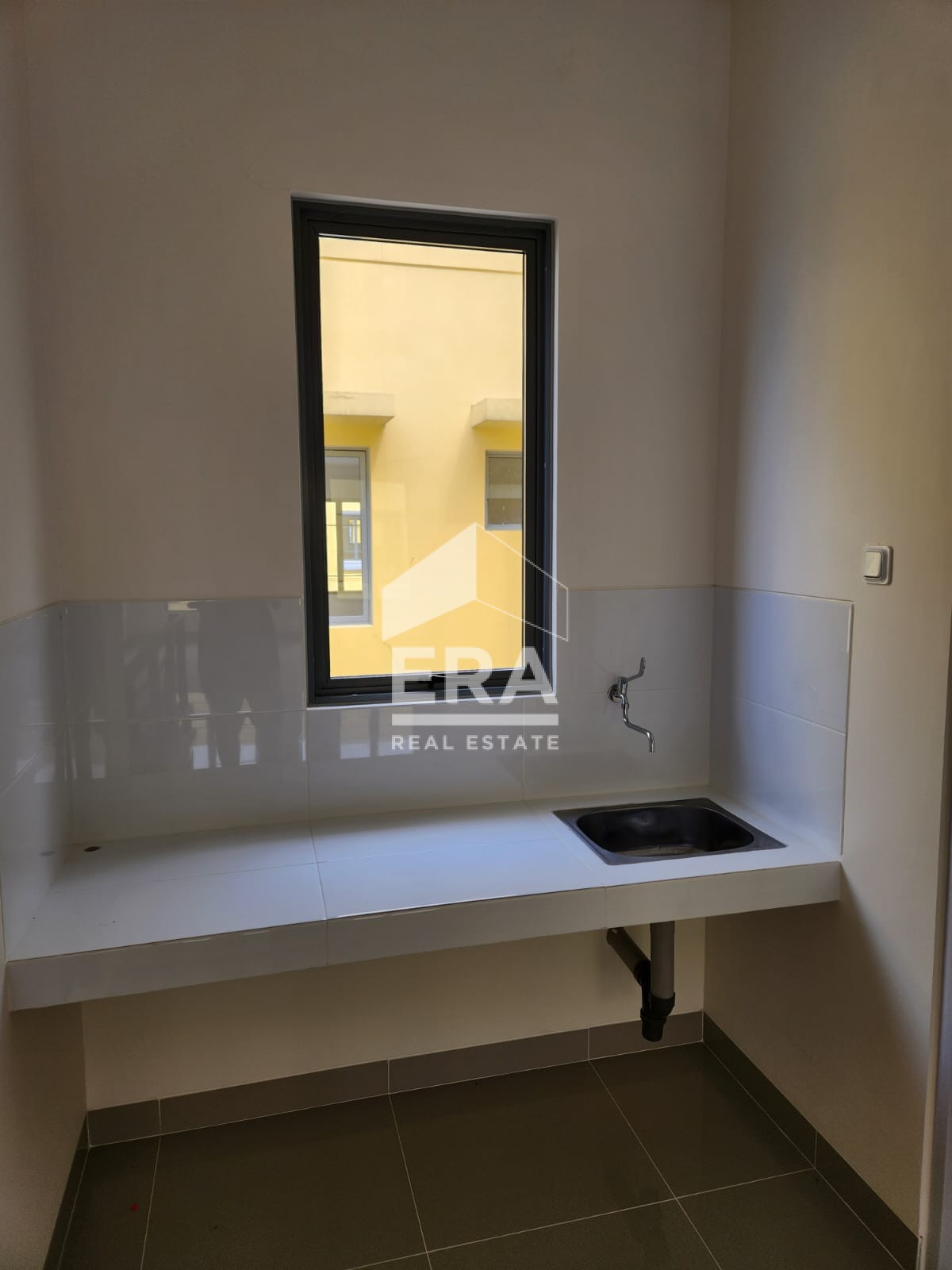 interior 10