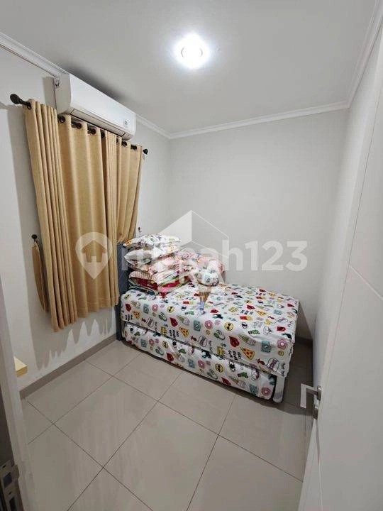 interior 8