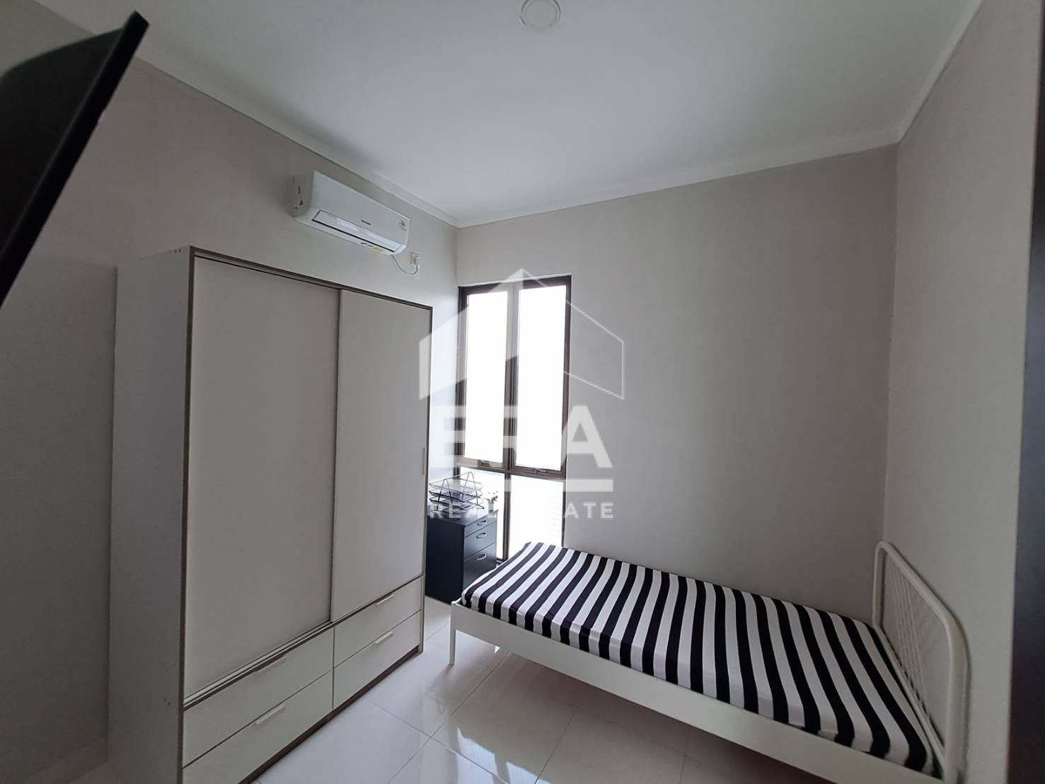 interior 6
