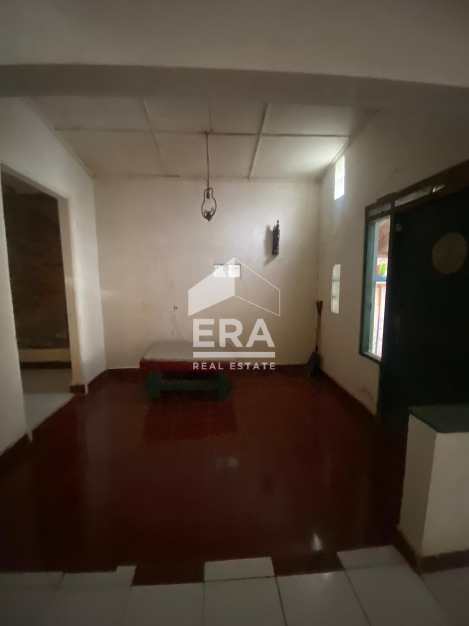 interior 11
