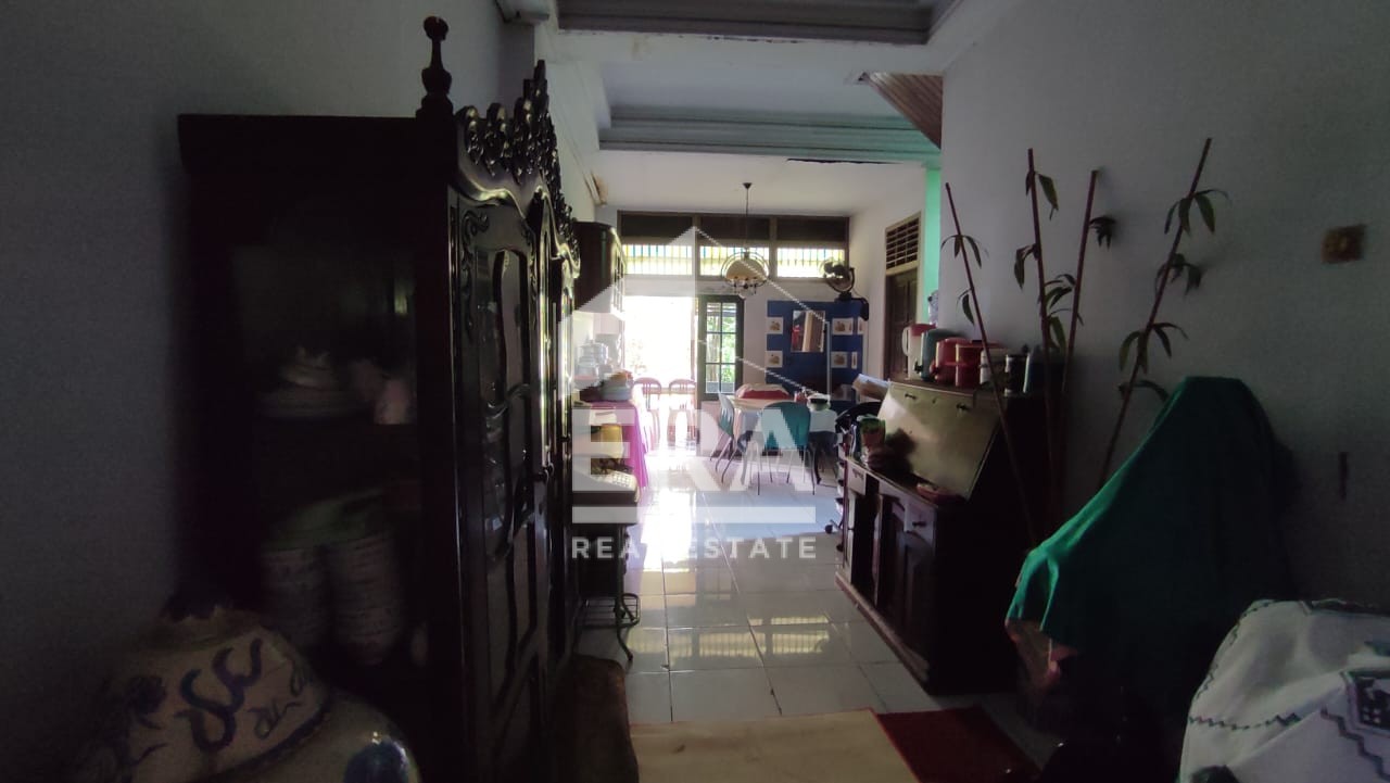 interior 10